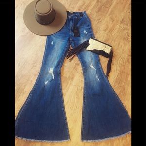 L&B Mid-wash Extreme Flare Jean